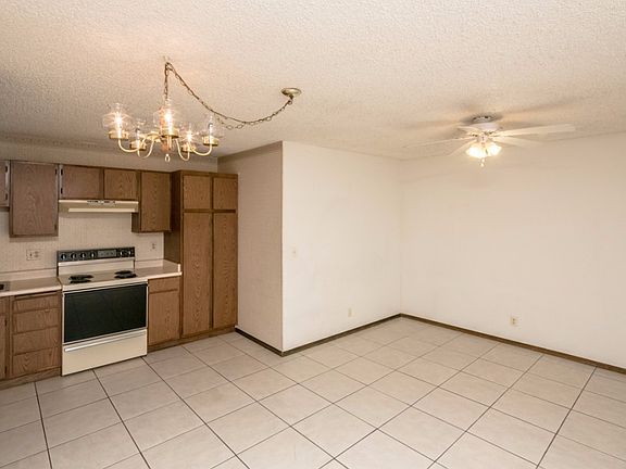 5th image of 1850 Swanson Ave Unit A17
