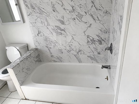 3rd image of 97 Bissell St #2
