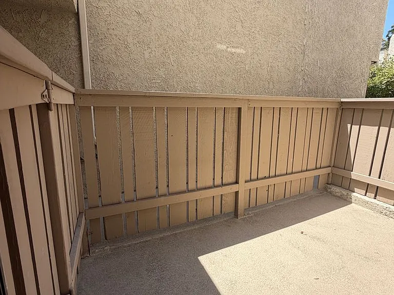 1734 N Verdugo Rd #6 — Photo 14