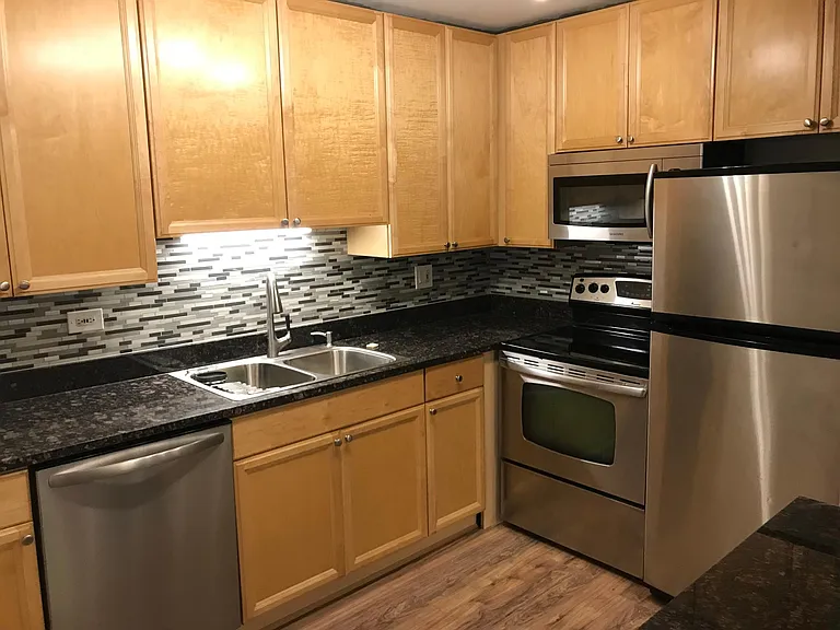 508 E Spruce Dr #3A — Photo 1
