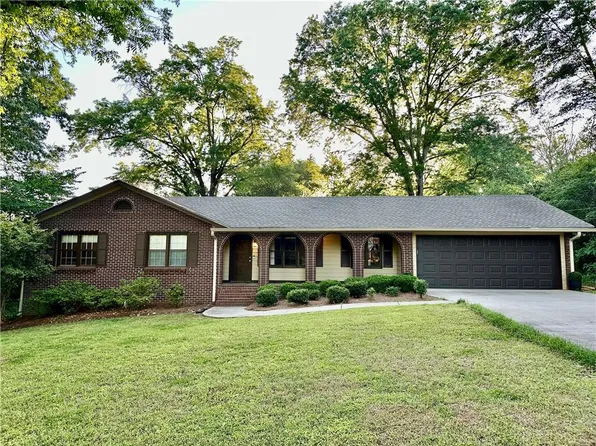 1121 Barber Creek Dr, Watkinsville, GA 30677