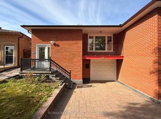 34 James Gray Dr, Toronto, ON M2H1N9