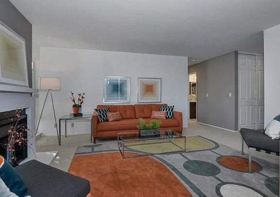 3rd image of 1091 Shell Blvd APT 11
