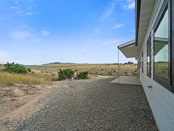 3rd image of 66 Diamond Gulch Rd