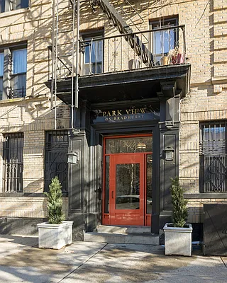 Sold by Compass | media 15