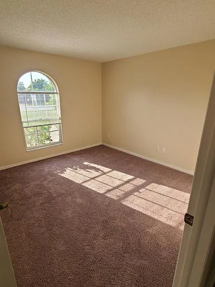 231 Shore Ln — Photo 8