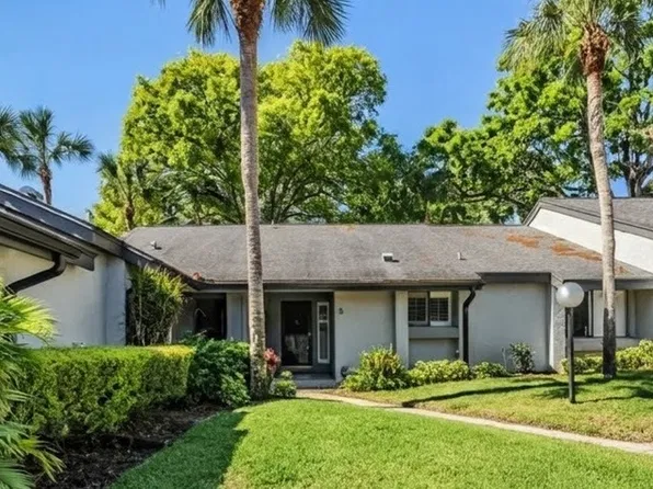 6-90 S Highland Ave, Tarpon Springs, FL 34689