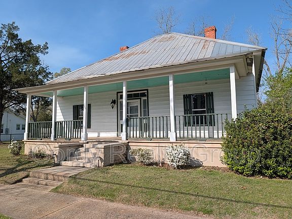 2nd image of 5443 10th St