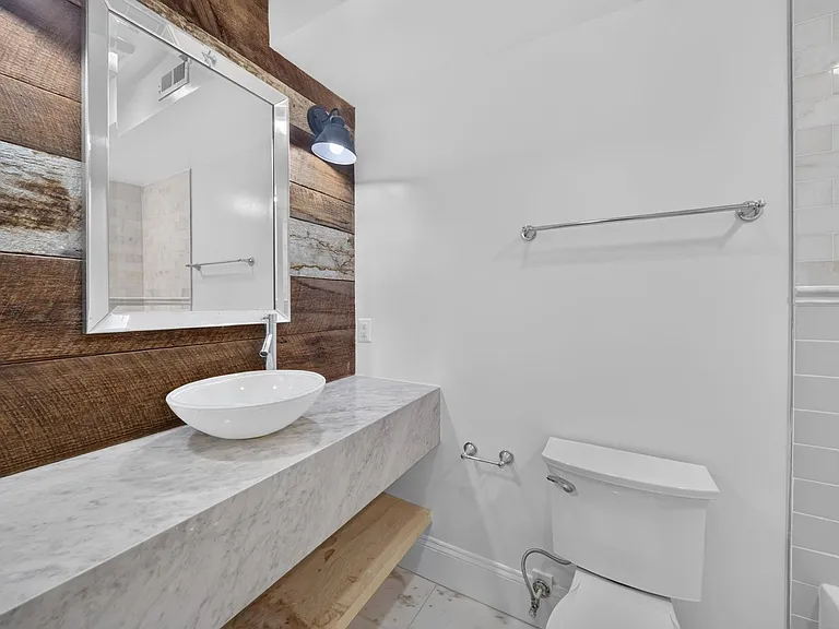 1717 Euclid St NW #1 — Photo 20