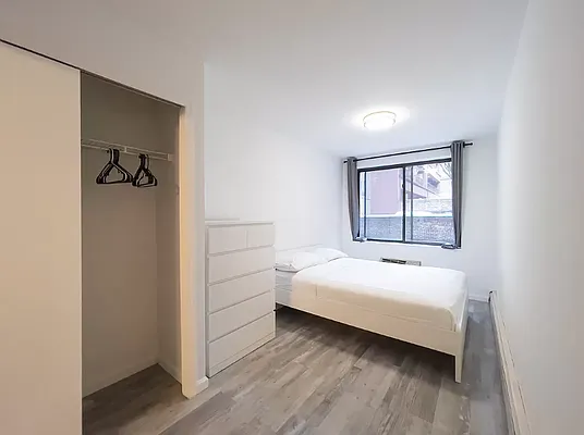 Rented by Avenues Real Estate | media 35