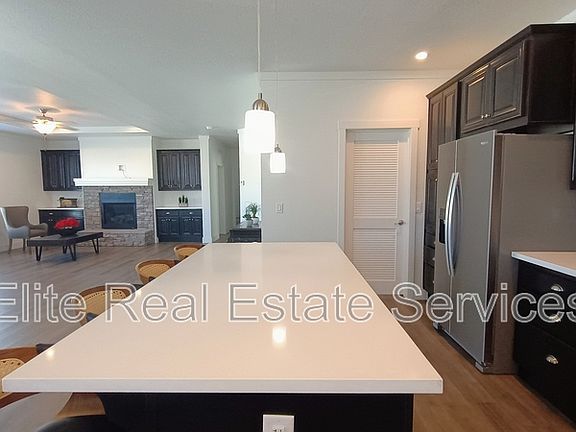 5th image of 1053 Madison Ave