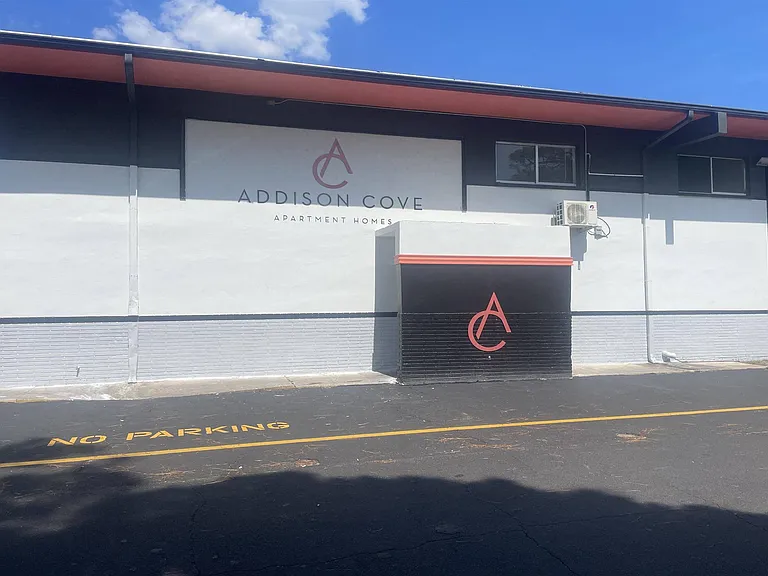 Addison Cove — Photo 25