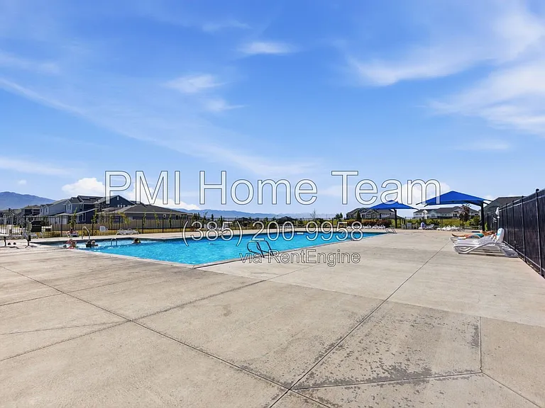 1812 W Parkview Dr — Photo 54