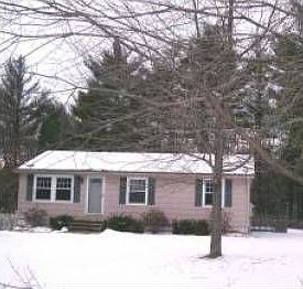 2nd image of 7 Pilgrim Rd