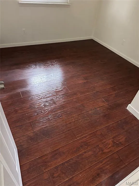 4 bed, 1.0 bath, 1224 sqft, $2,000 — Photo 2