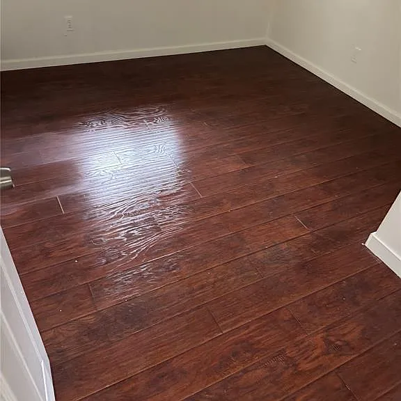 1285 Pamela Dr — Photo 2