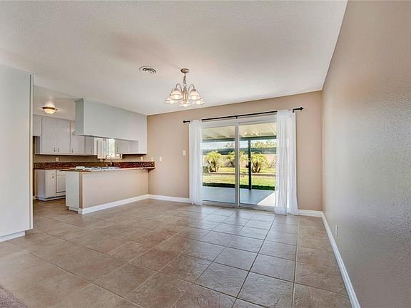4th image of 12861 Aspenwood Ln