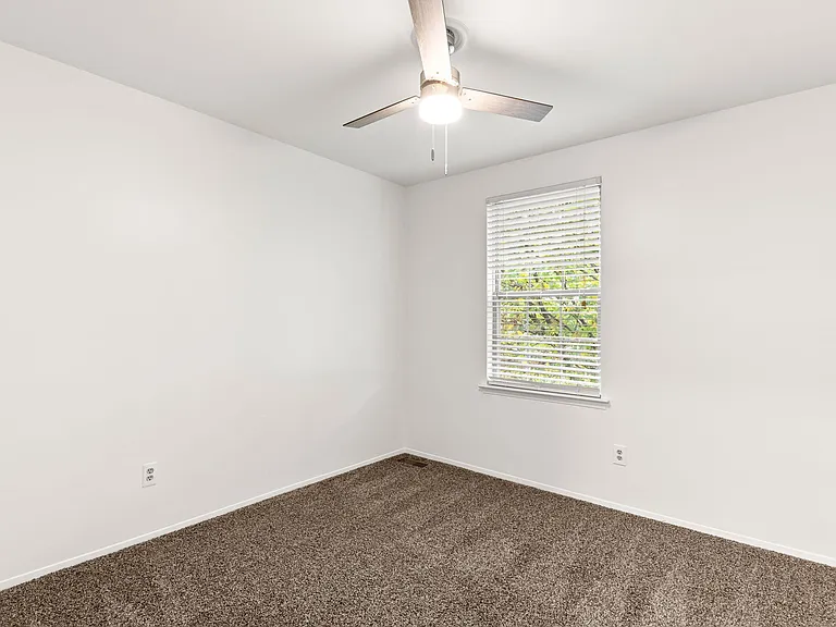 3034 Forest Creek Ct — Photo 16