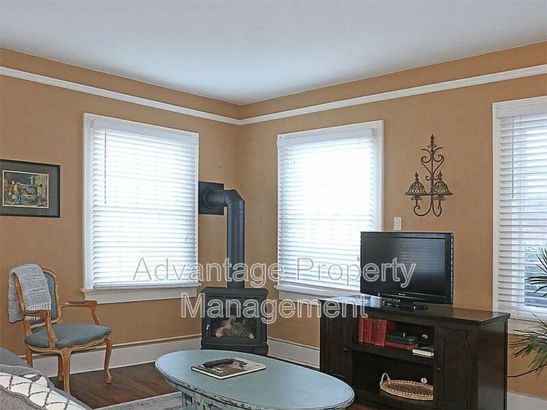 795 SW Hanson St #A — Photo 8