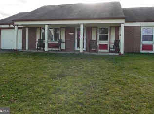 55 Edgemont Ln, Willingboro, NJ 08046