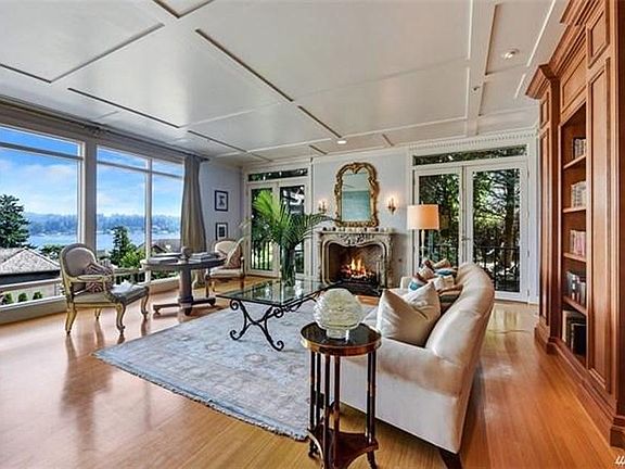 3rd image of 8483 NE Woodland Cove Dr