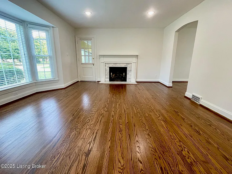 129 Heady Ave — Photo 2