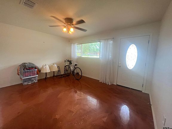 2nd image of 131 Laura Dr