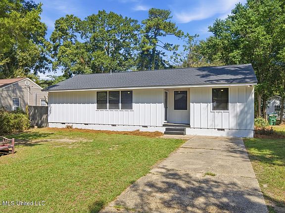 2nd image of 126 Wilson Dr