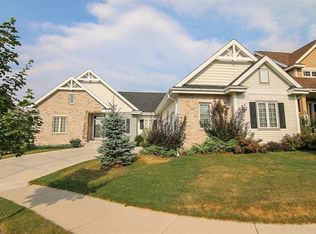 1405 Trotta Ct, Waunakee, WI 53597