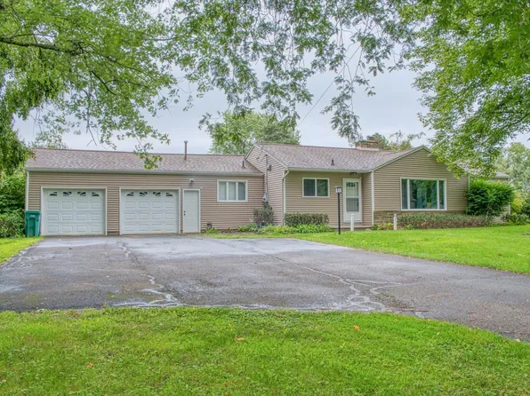 2191 Vandekarr Rd, Owosso, MI 48867