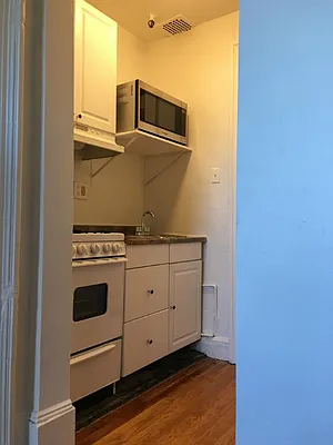 Rented by Level Group | media 7