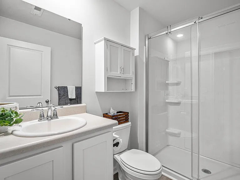 402 Folkstone Rd — Photo 17