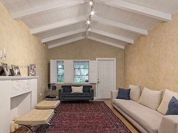 5th image of 776 NE 74th St #0