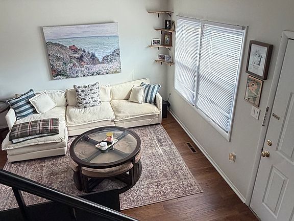 4th image of 1001 16th Ave APT A