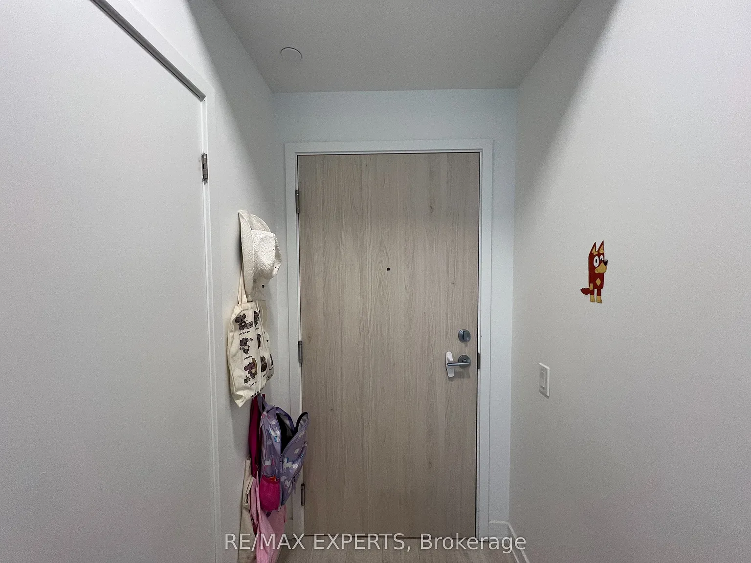 181 East — Photo 3