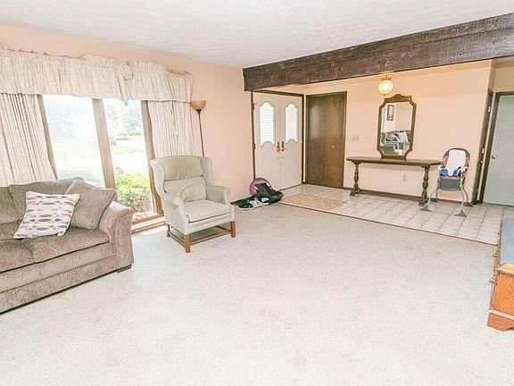 3rd image of 4700 Cottonwood Ln
