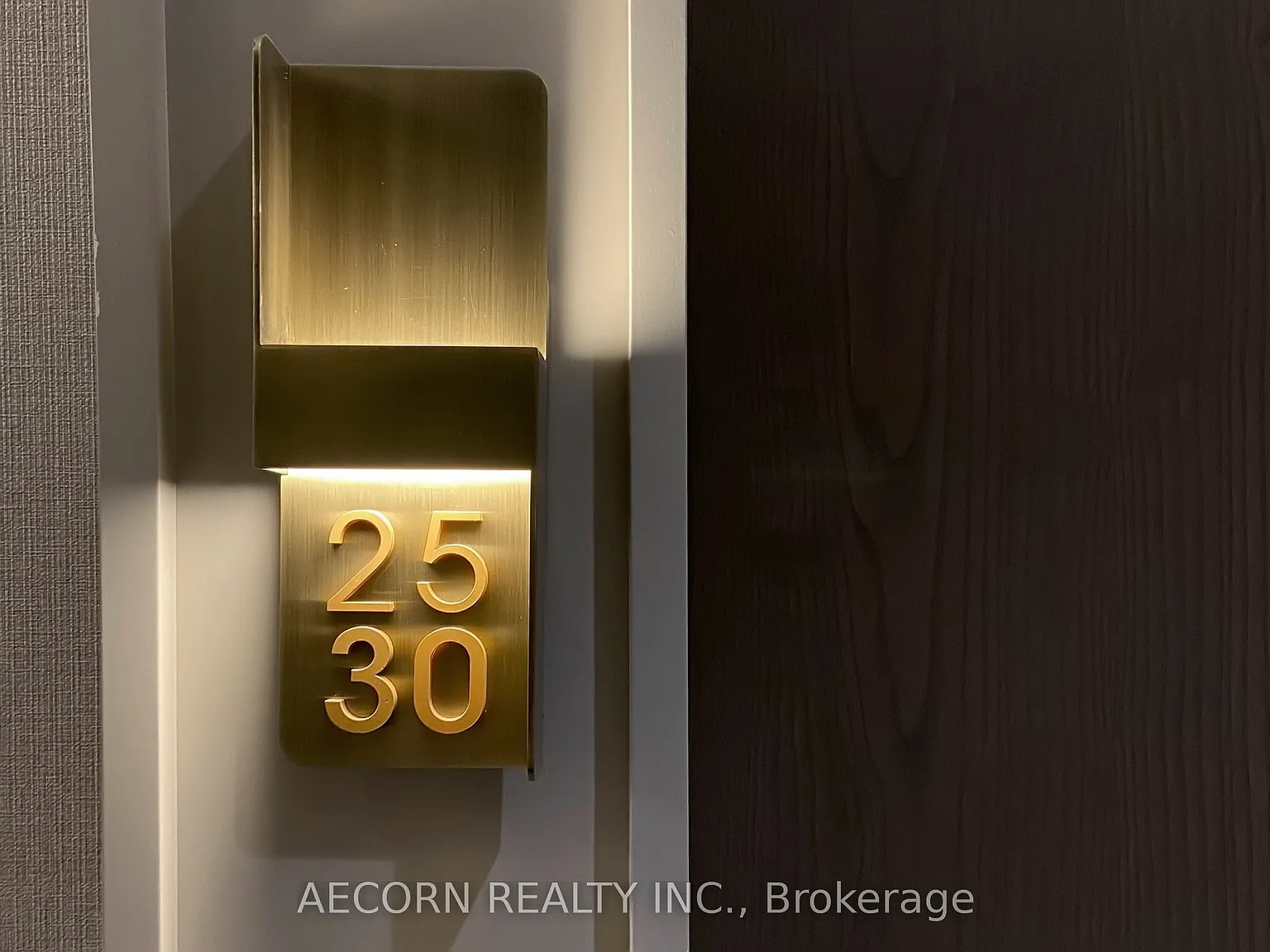 1 bed, $2,100 — Photo 4