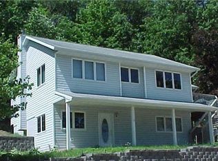 40437 Ryans Bay Rd, Zumbro Falls, MN 55991