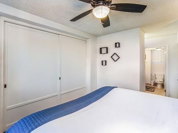 4th image of 75-5766 Kuakini Hwy APT 207