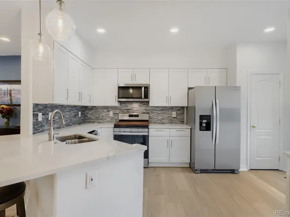 3261 S Uravan Court, Aurora, CO 80013
