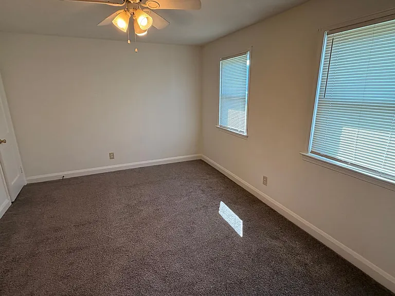 408 Trappe Rd — Photo 18