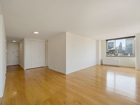 4th image of 350 W 50th St APT 17E