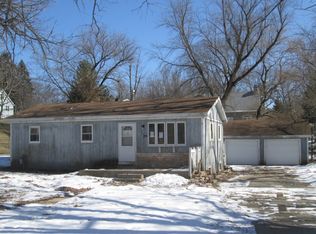 38207 N 3rd Ave, Spring Grove, IL 60081