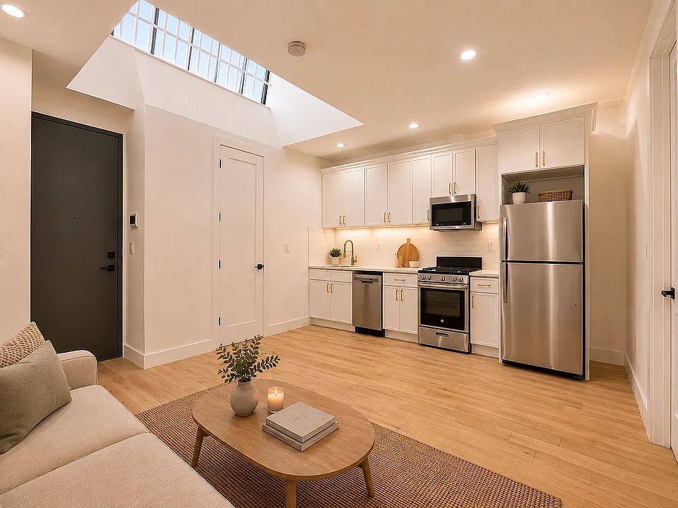 1st image of 49 W 55th St #5AA