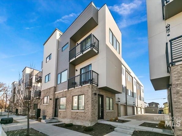 2767 W Stewart Ave, Boise, ID 83702