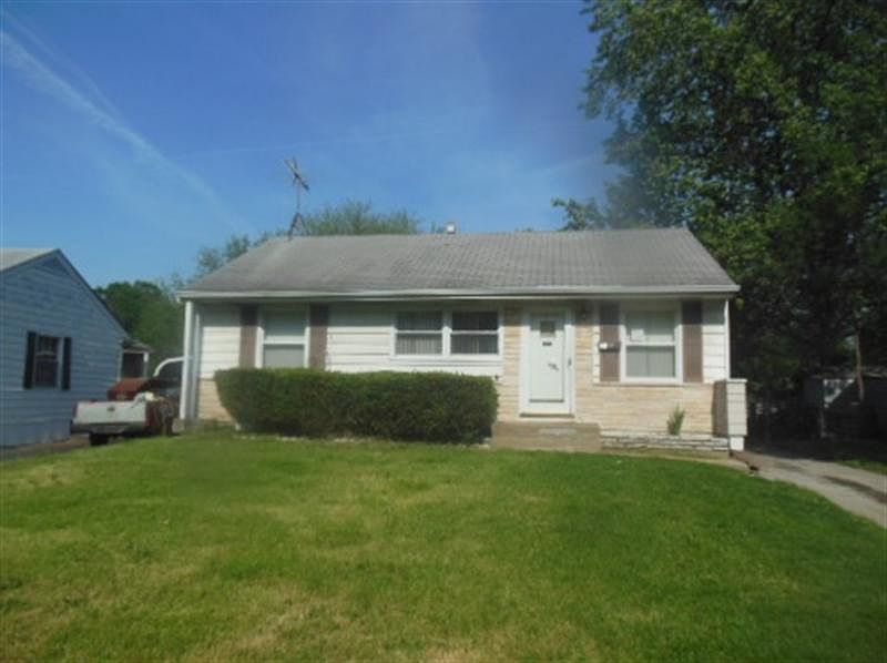1st image of 10319 Ross Cir