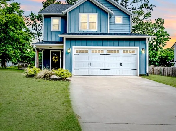 460 Clark Street, Southern Pines, NC 28387