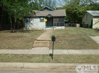 2305 Wallace St, Fort Worth, TX 76105