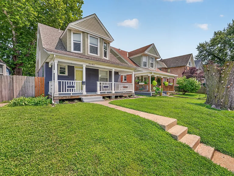 3121 Campbell St — Photo 2