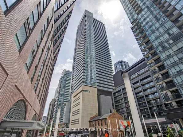 80 John St, Toronto, ON